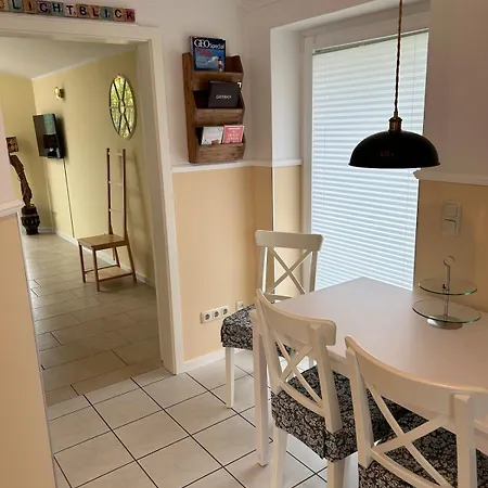 Ferienhaus Lichtblick In *